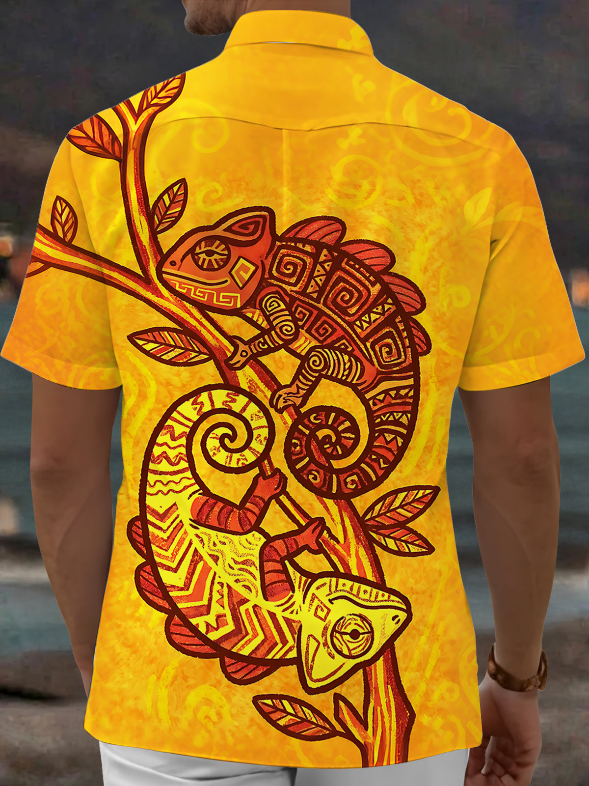 Oceanlyte Men's Hawaiian Chameleon On Branch Print Short Sleeve Shirt with Chest Pocket