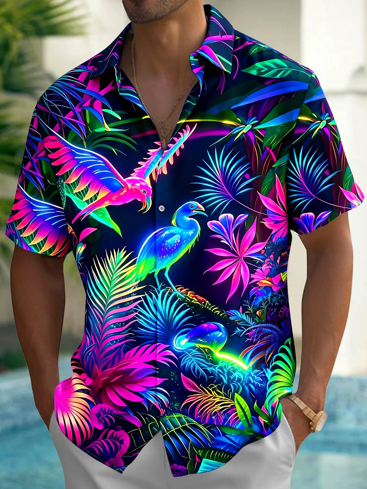 Hawaiian Leaf Parrot Men's Pocket Short Sleeve Shirts